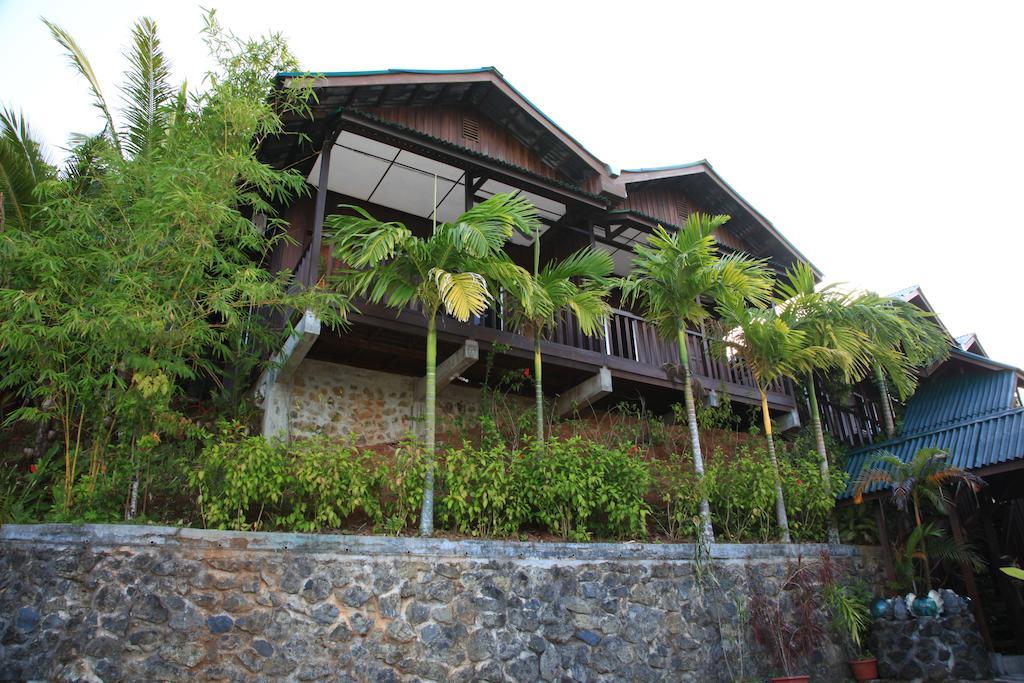 Rose Garden Resort Koror Exterior foto