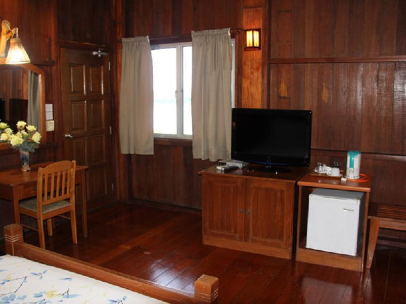Rose Garden Resort Koror Exterior foto
