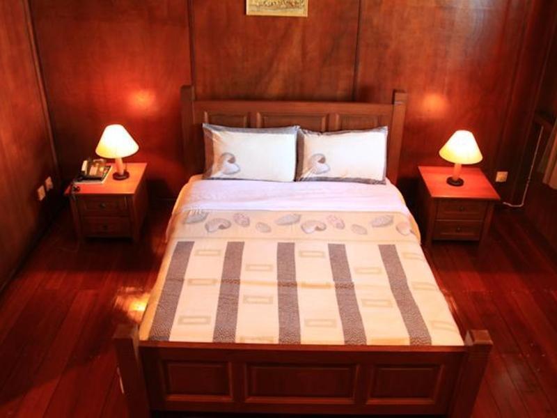 Rose Garden Resort Koror Exterior foto