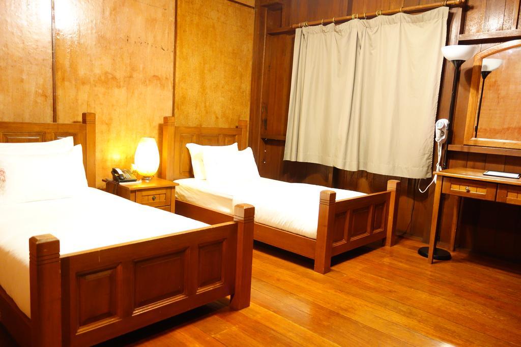 Rose Garden Resort Koror Exterior foto
